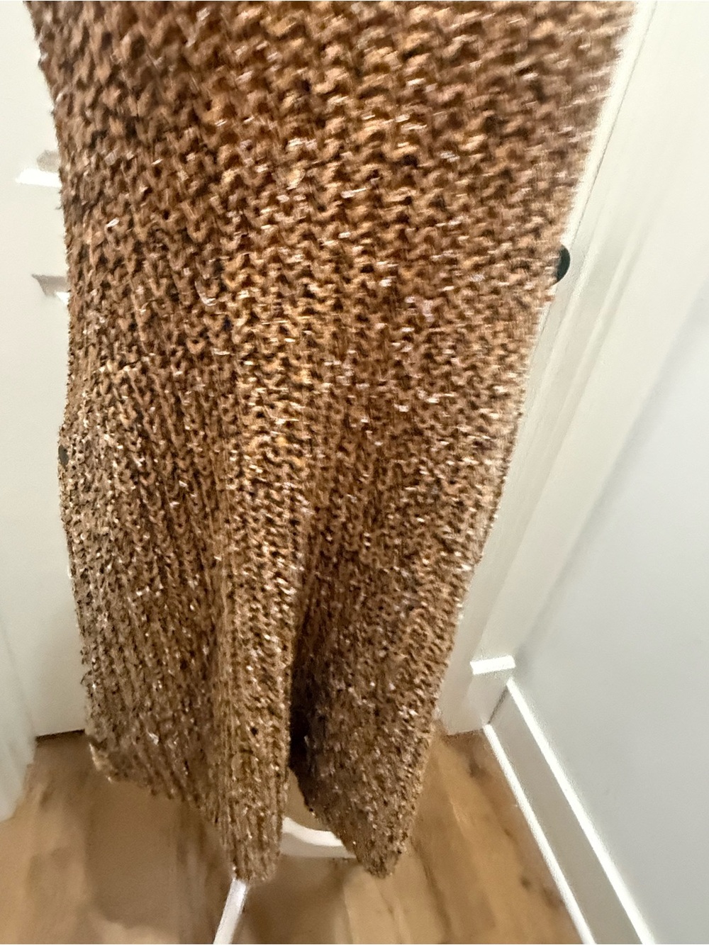 Free People. Valentina Chunky Sleeveless Tunic Sweater. Tan/Navy/White. Medium. - Picture 7 of 14